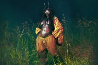 Am i doing too music lyrics by SZA Diamond Boy DTM