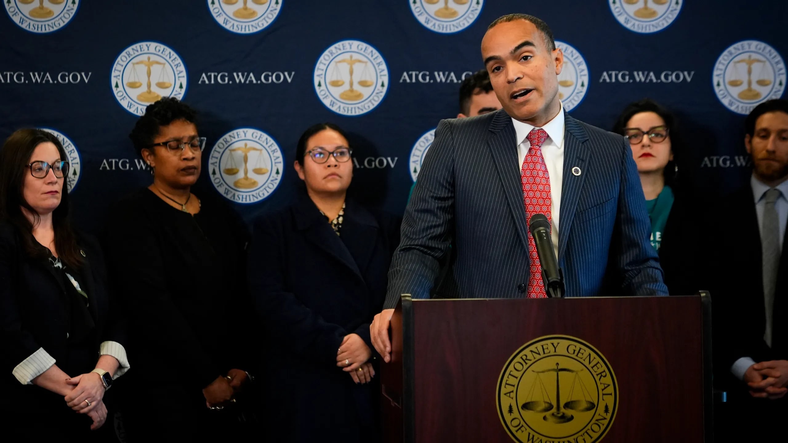 24 States Sue Trump Over Executive Order to End Birthright Citizenship