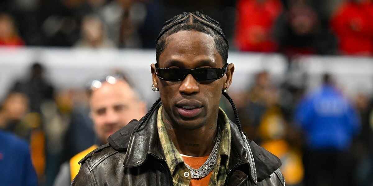 Download Travis Scott's new music 4x4 mp3 and lyrics