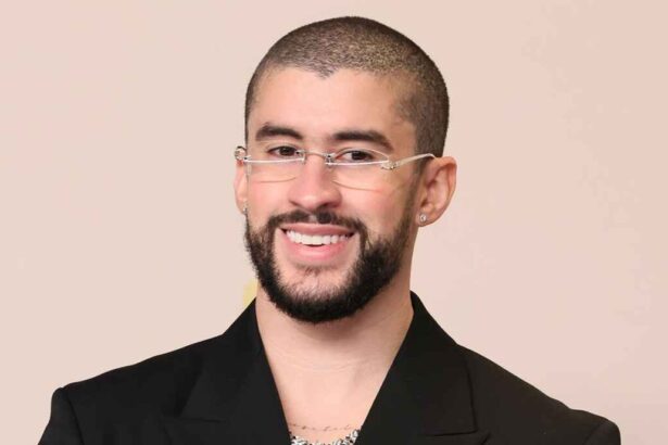 Bad Bunny Releases Sixth Studio Album 'Debí Tirar Más Fotos' Download Full Album Now