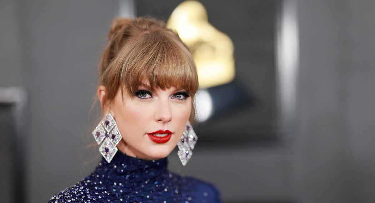 Taylor Swift Speaks Out on L.A. Fires, Donates to 10 Local Charities