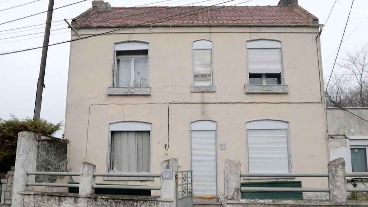 Homeowner Removes Doors and Windows After Tenants Stop Paying Rent (Video)