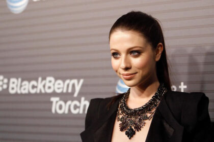Gossip Girl Star Michelle Trachtenberg Dies at 39