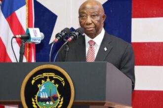 Liberian President Suspends Over 450 Officials