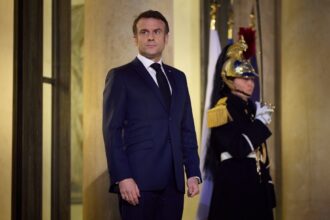 Macron Urges Russia to Accept 30-Day Ceasefire Proposal in Push for Peace
