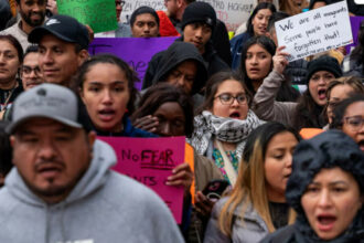 US Orders 532,000 Immigrants to Leave by April 24 in Major Policy Shift