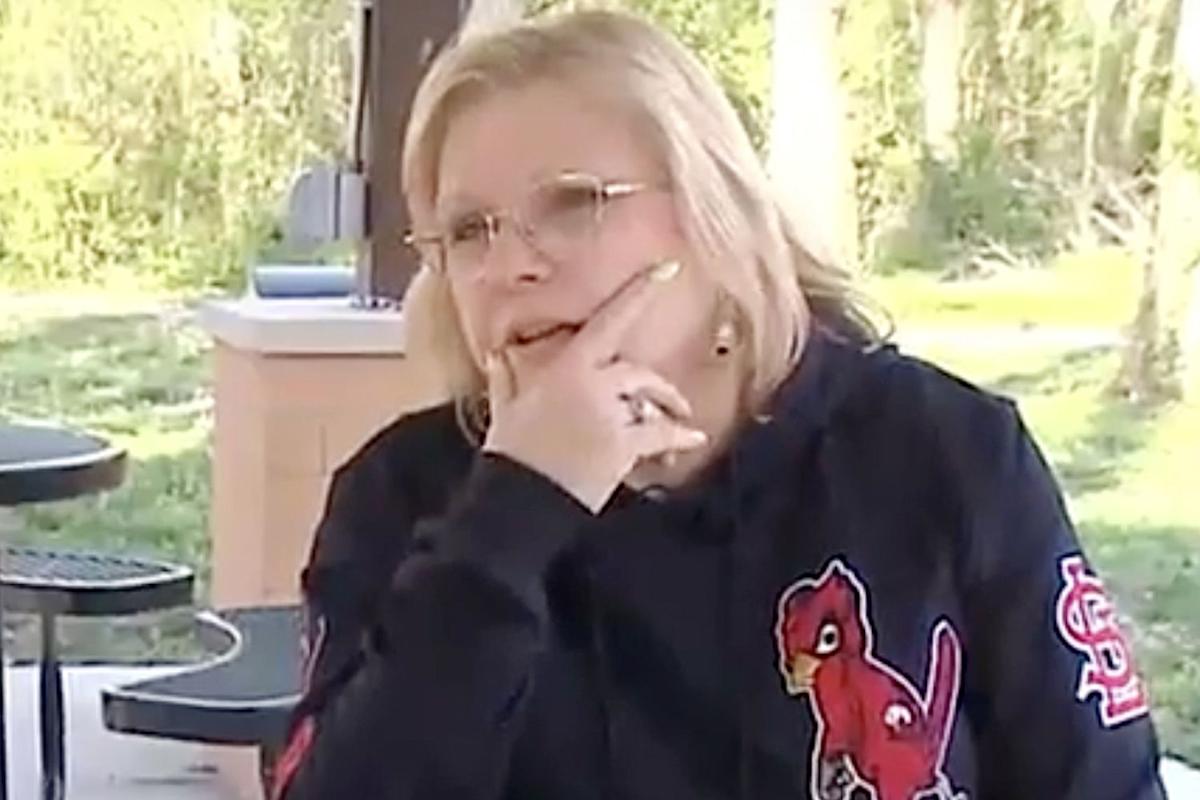 Illinois Teacher Seeks Justice After Student Steals Credit Card for $200 Shopping Spree