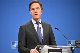 Mark Rutte Dodges Ukraine Peace Deal Questions, Promises Bigger NATO Budgets
