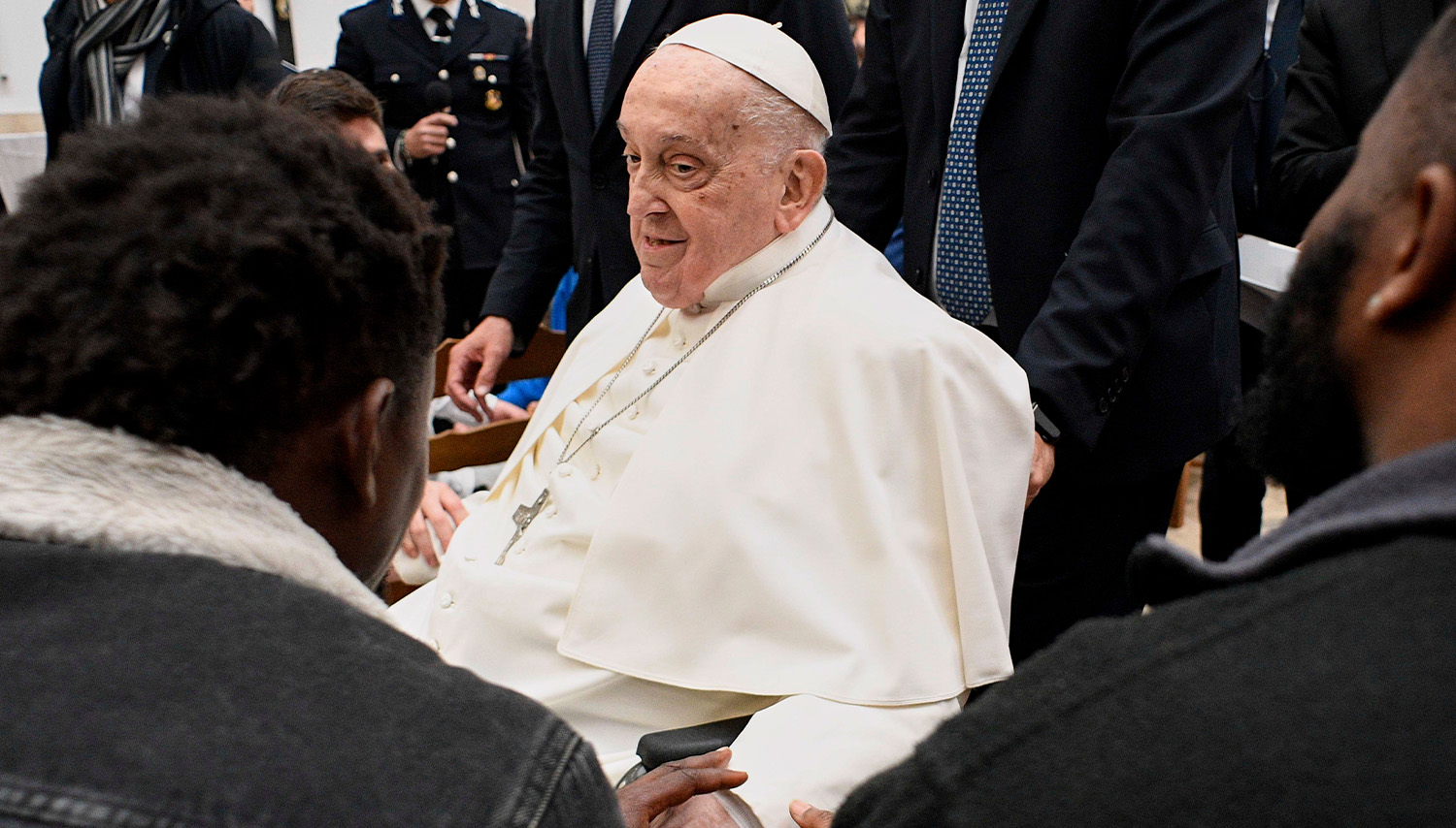 Pope Francis Visits Rome Prison After Long Hospital Stay