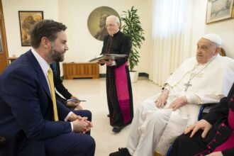 ‘Pretty Crazy’: Vance Recounts Final Encounter with Pope Before His Death