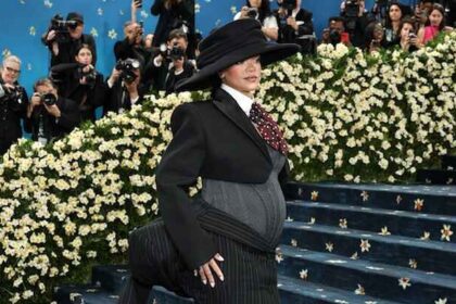 Pregnant Rihanna and A$AP Rocky Expecting 3rd Child