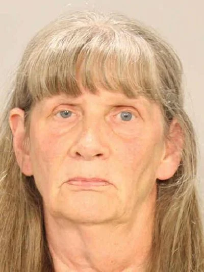 Iowa Woman Accused of Killing Husband for going after Dog that Saved her from alleged Assault 2 A Phto of Kimberly Ann Charlton, an Iowa woman accussed of killing husband over dog argument, latest crime news on Townflex