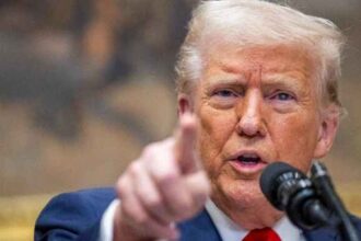 Trump signs travel ban targeting 12 countries