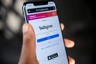 Woman Files Complaint Against Husband for Making Her Do Chores Instead of Spending Time on Instagram