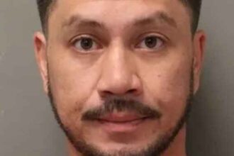 Two friends agree to shoot each other in head while wearing kevlar helmets, one charged with murder on TownFlex