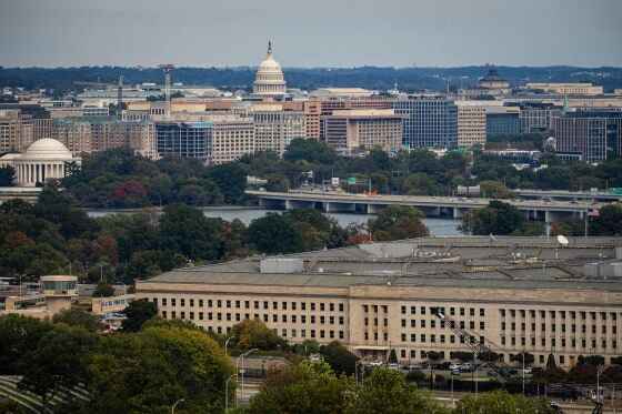 Mystery Donor Gives $130 Million to Pentagon as Trump Moves to Pay Troops During Shutdown 1 pentagon 300 donation