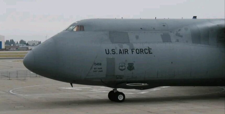 Us air force plane