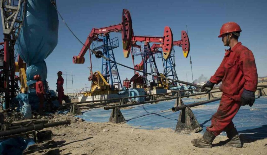 China Orders Refiners to Halt Fuel Export Deals as Iran War Tightens Oil Supply