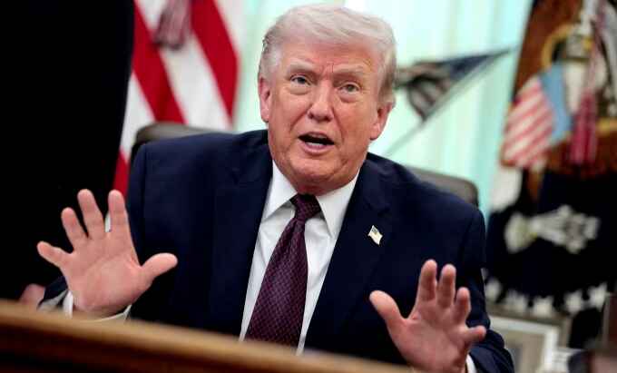 Trump warns Iran to agree to a peace deal amid rising military threats