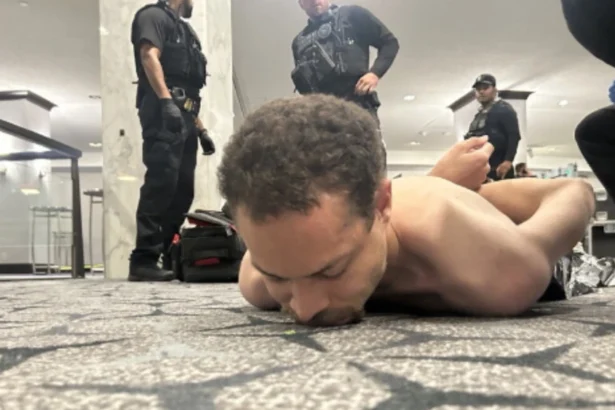 White House Dinner Shooting Suspect Detained